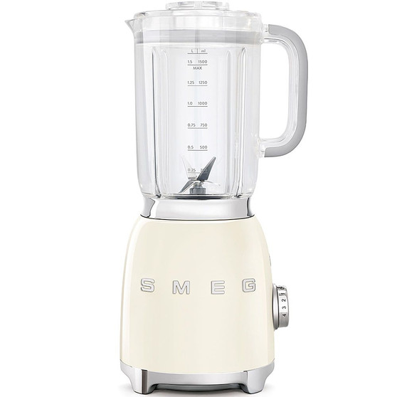 SMEG BLF01 Countertop 4-Speed Blender, 48 oz - Cream