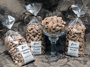 Our finest roasted pecans dusted with cinnamon and sugar, oh so nice! These pecans are so good that you'll save the sweet cinnamon crumbs to sprinkle over ice cream!
1lb. Bag