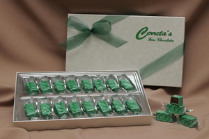 Cerreta's popular chocolate! These fine mints are individually wrapped to ensure the freshness and quality of each piece. Packaged in an iridescent white gift box.
7.63 oz/16 pieces