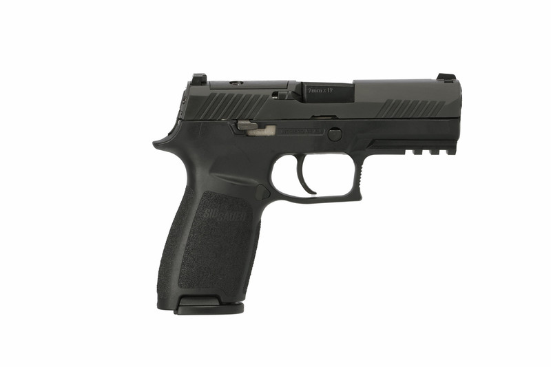 SIG SAUER P320 Carry 9mm 3.9" 17+1rd Striker-Fired Semi-Auto Pistol, Black Nitron - W320CA9BSSP