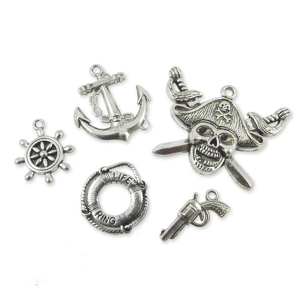 5 x Pirate charms, silver colour