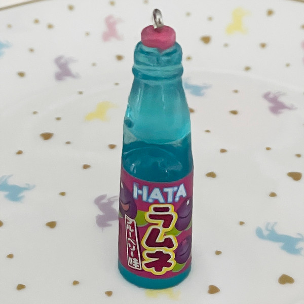 1 x Grape Ramune soda charm Hata