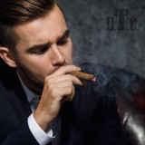 Comparing Deadwood Tobacco to Top Premium Cigar Brands: Flavor Profiles and Quality Differences