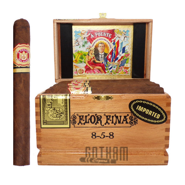 Arturo Fuente 858 Sungrown open box and stick