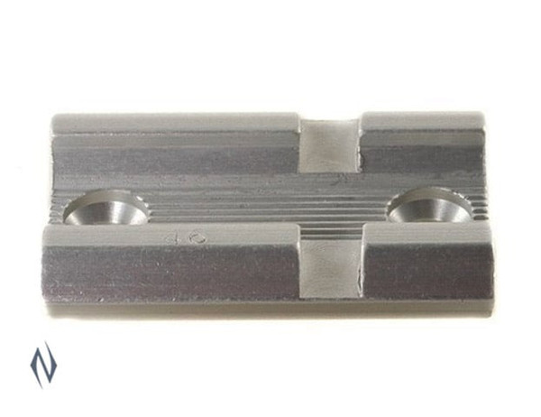 WEAVER BASE 46S SAVAGE ACCU SILVER