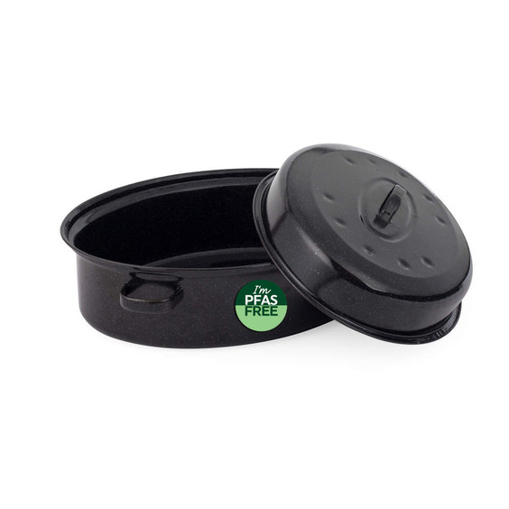 Black oval roasting pan with lid, PFAS free label on side