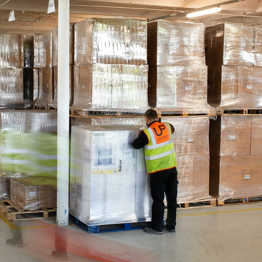 UP.Direct distribution centre
