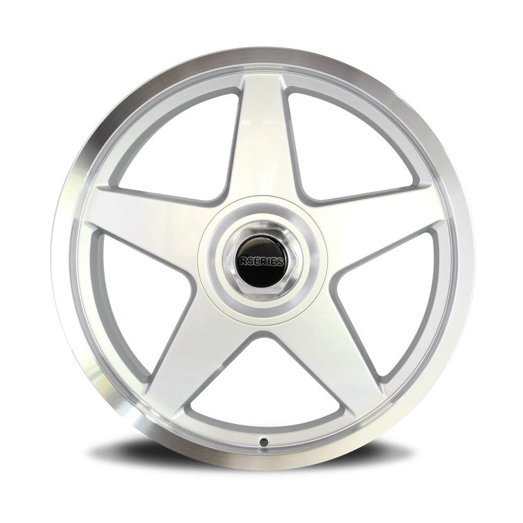 HDT MOMO Star Style Wheels | 20"