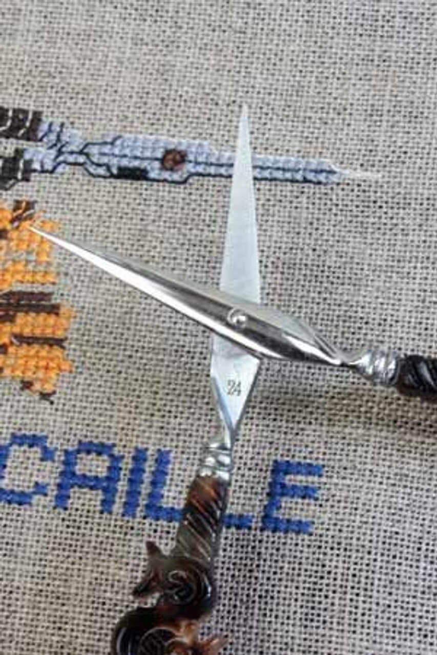 Needlepoint Scissors Arabesque Gilded