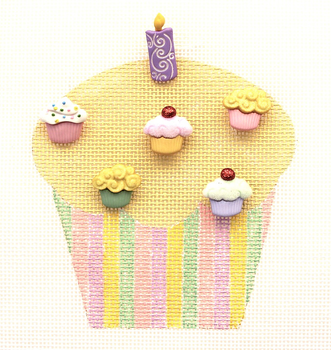 HB-226 Cupcake Birthday 4 x 3 3⁄4 18 Mesh Hummingbird Designs 