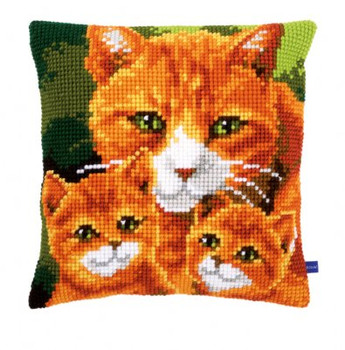 PNV154804 Vervaco Kit Cat Family Cushion 16" x 16" 