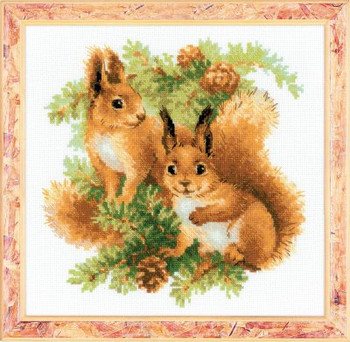 RL1491 Riolis Cross Stitch Kit Squirrels