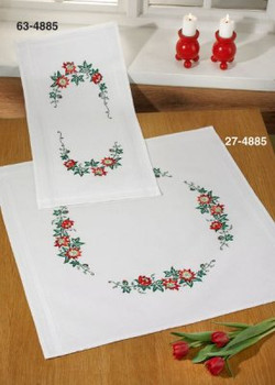 634885 Permin Christmas Roses Table Runner (Top)