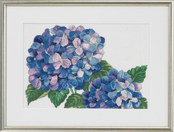 704109 Permin Kit Hydrangeas 21.5" x 16"; Linen; 26ct 