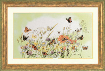 PN7967 Lanarte Kit Flowers/Butterfly by Marjolein Bastin 22" x 13" ; Evenweave; 27ct