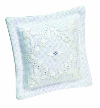 033110 Permin Kit Pincushion 4" x 4"; Hardanger; 22ct