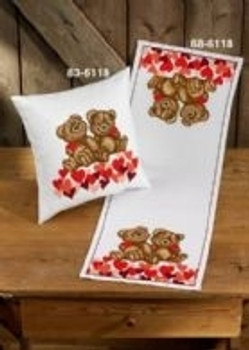 686118 Permin Kit Heart Teddys - Table Runner (Right) 13.6" x 37.2"; White Aida; 14ct 