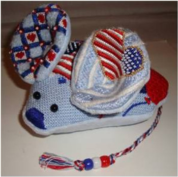 3D Fourth of July Mouse 5.5” x 5.5”  18 Mesh Sew Much Fun 