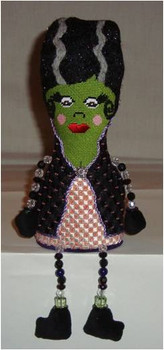 Halloween Bride of Frankenstein 9” x 4.75” 18 Mesh Sew Much Fun