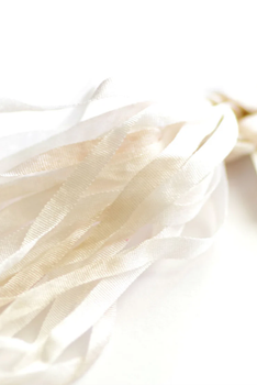 SR4 111 Old Lace 4mm  Silken Ribbon Thread Gatherer SR4 111 Old Lace 4mm  Silken Ribbon Thread Gatherer