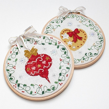 Bauble & Heart Christmas Hoops Faby Reilly Designs FRD-BHCH 