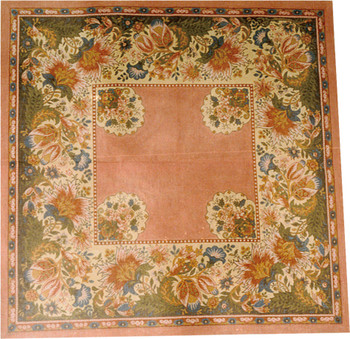 189	Country French Rug	48x48	13 Mesh Tapestry Fair