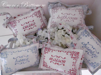 Il Cielo In Una Stanza (Little Pillows For The Home) 141 x 92 Cuore E Batticuore 17-2576 YT