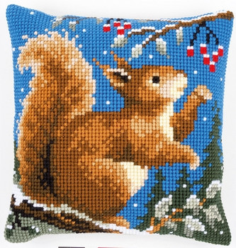 PNV145052	Cross Stitch Cushion Squirrel in Winter Vervaco 