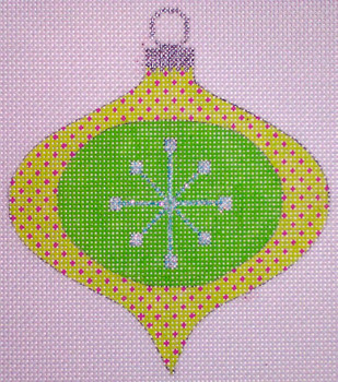 CH119A Atomic Christmas - Green Star Bauble  4"EyeCandy Needleart