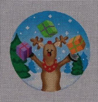 RNM01 Package Juggling Reindeer 4 Dia. 18 Mesh With  Stitch Guide Pepperberry Designs 