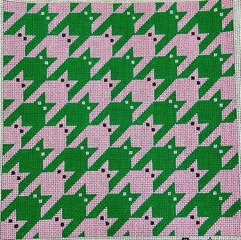 C112-13 Houndstooth Kitty - pillowtop - pink & green 10X10 13 Count EyeCandy Needleart