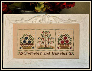 Cherries And Berries 131 x 60 Country Cottage Needleworks 12-1643 YT