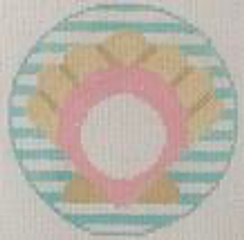 RD 082 Rachel Donley Needlepoint Designs Shell 18M 3.5" round Includes monogram chart