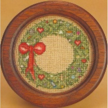 Kit 33 “Holiday Wreath” The Heart's Content
