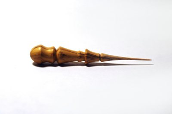 C5 Olivewood Goldman of Oakland, CA hand turned laying tool Zecca