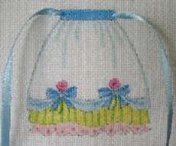 1605 May Layers & Poseys 5 x 5 13 Mesh Flower Apron Jane Nichols Needlepoint