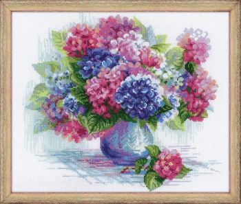 RL1696 Riolis Cross Stitch Kit Hydrangea 13.75" x 11.75" ; White Aida; 14ct