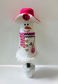 Christmas Tree Mrs. Snowman 8” x 3”  18 Mesh Sew Much Fun