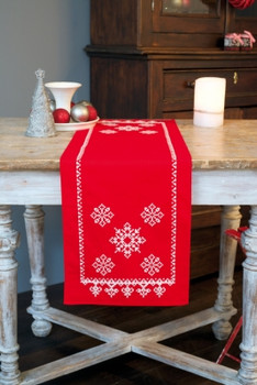 PNV12919 Festive Red - Table Runner  Vervaco Counted cross stitch kit