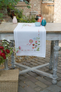 PNV171004 Vervaco Kit Flowers Table Runner