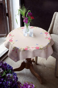 PNV21750 Vervaco Pink Flowers & Butterflies - Tablecloth