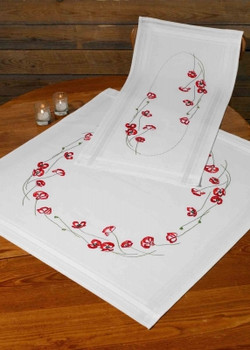 279851 Permin Kit Poppies Tablecloth (bottom)