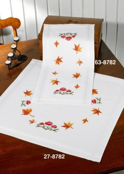 638782 Permin Kit Mushrooms and Leafs - Table Runner