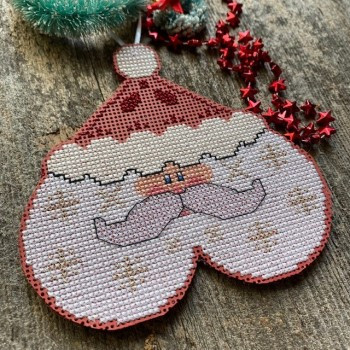 Heartful Santa 66W x 63H by Luhu Stitches 21-2524 YT LU169