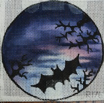 R176 Bat Scene 4" Round	18 Mesh Robbyn's Nest Designs