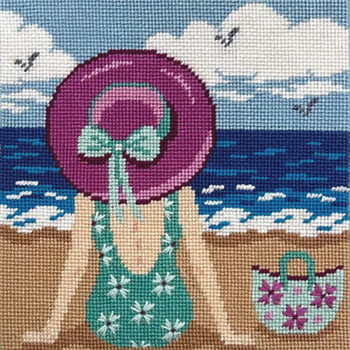 APCANOODLES5060 Lady on Beach Alice Peterson CANOODLES
