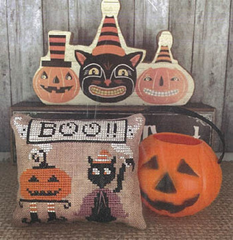 Halloween Parade - Boo! 60 X 54 by Mani Di Donna DD 22-2695 YT