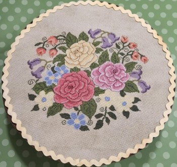 Tammie's Roses by Vintage Needlearts 22-1394