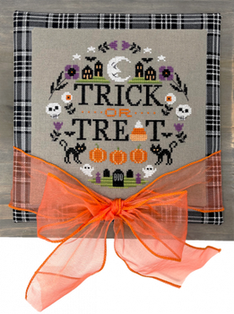 Halloween Wreath 93W x 93H by Tiny Modernist Inc YT TMR309