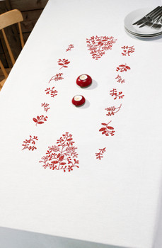 581600 Red Sticks - Table Cloth - Embroidery Permin Kit